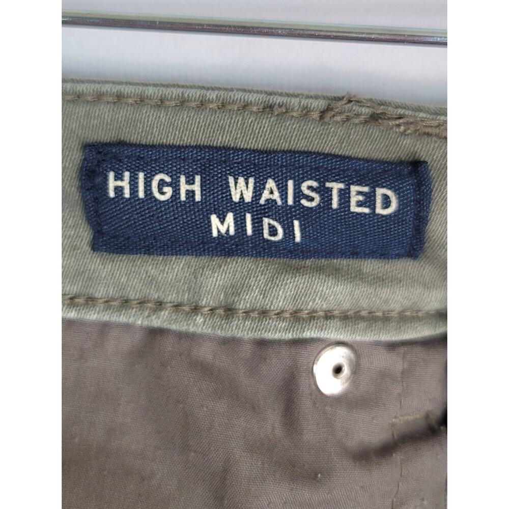 Aeropostale High Waisted Midi Stretchy Cuffed Shorts Olive Green Women's Size 8 - Picture 9 of 11